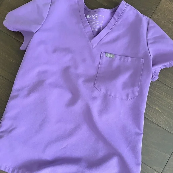 Lilac Dawn Scrub Set - Picture 5 of 9